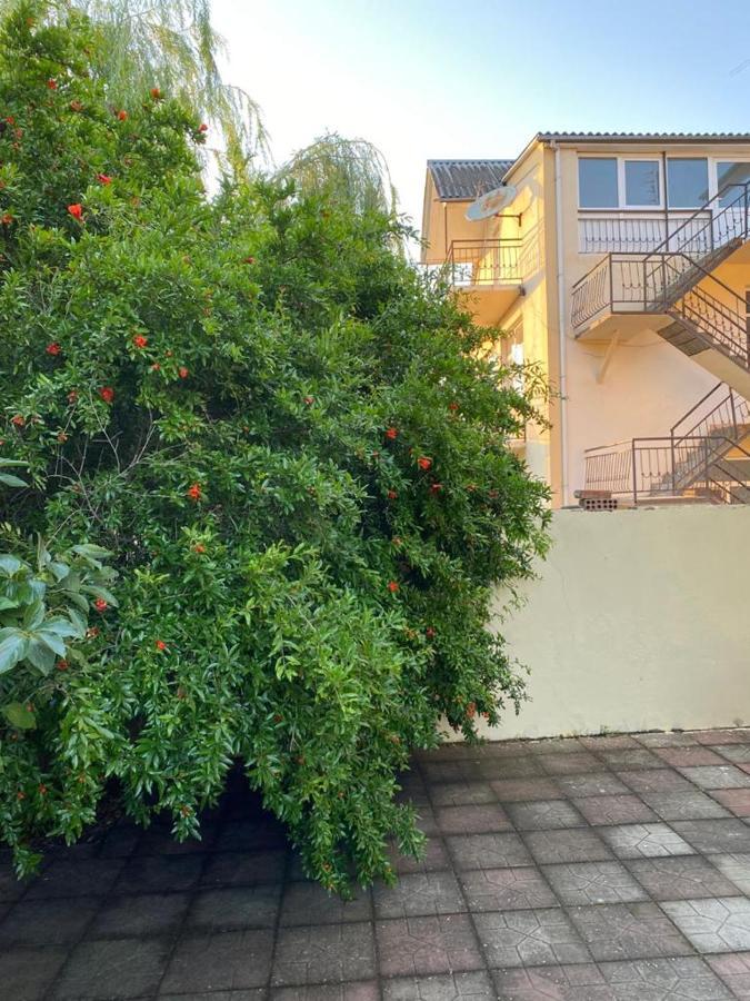 Rey 2 Bed and Breakfast Nabran Buitenkant foto
